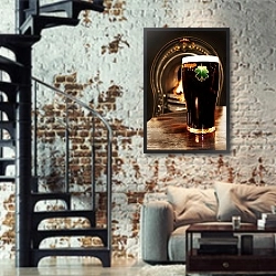 «Ирландский паб 3» в интерьере двухярусной гостиной в стиле лофт с кирпичной стеной