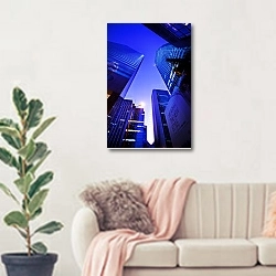 «Гонконг, о.Гонконг, небоскребы в сумерки» в интерьере современной светлой гостиной над диваном