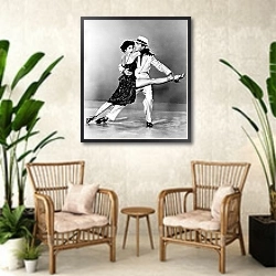 «Astaire, Fred (Band Wagon, The)» в интерьере комнаты в стиле ретро с плетеными креслами