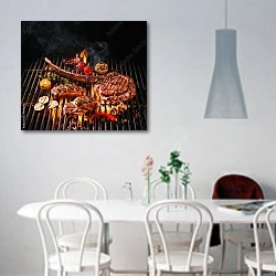 «Стейки из говядины на гриле» в интерьере светлой кухни над обеденным столом