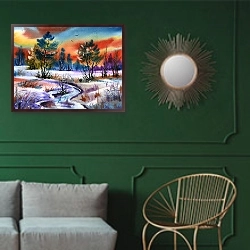 «Закат над зимним лесом» в интерьере классической гостиной с зеленой стеной над диваном