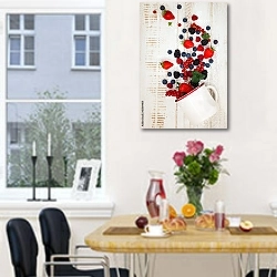 «Кружка с рассыпанными ягодами» в интерьере кухни рядом с окном
