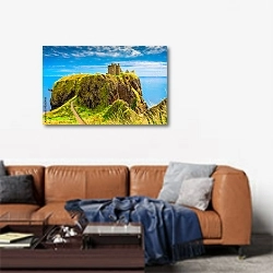 «Замок Данноттар в Шотландии» в интерьере современной гостиной над диваном