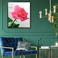 «Pink Rose, 2005» в интерьере в классическом стиле с зеленой стеной