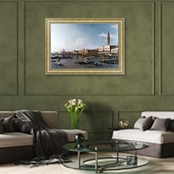 «Венеция - Акватория Сан Марко в День Вознесения» в интерьере гостиной в оливковых тонах