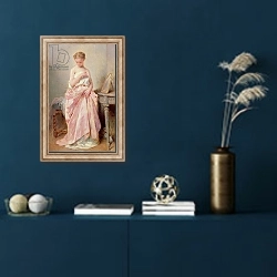 «Girl in a pink dress» в интерьере в классическом стиле в синих тонах