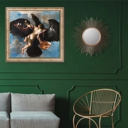 «Насилие Ганимеда» в интерьере классической гостиной с зеленой стеной над диваном
