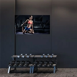 «Растяжка» в интерьере фитнес-зала в темных тонах