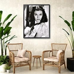 «Leigh, Vivien 5» в интерьере комнаты в стиле ретро с плетеными креслами