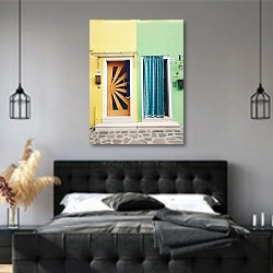 «Разноцветные двери Бурано» в интерьере современной спальни с черной кроватью