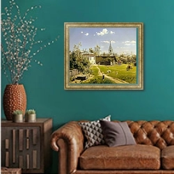«Московский дворик» в интерьере гостиной с зеленой стеной над диваном