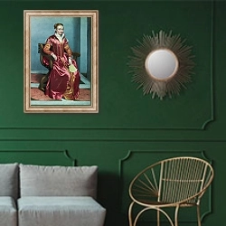 «Портрет леди 11» в интерьере классической гостиной с зеленой стеной над диваном