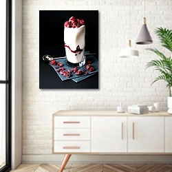 «Молочный коктейль с ягодами» в интерьере комнаты в скандинавском стиле над тумбой