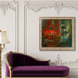 «The Red Wallpaper» в интерьере в классическом стиле над банкеткой