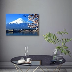 «Гора Фудзияма. Япония 2» в интерьере современной гостиной в серых тонах