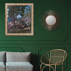 «Триумф Силенуса» в интерьере классической гостиной с зеленой стеной над диваном