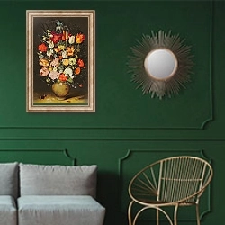 «Vase of Flowers 9» в интерьере классической гостиной с зеленой стеной над диваном