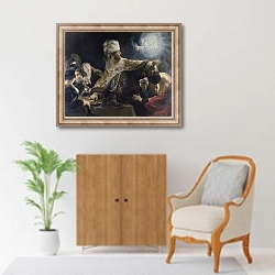 «Пир Валтасара» в интерьере в классическом стиле над комодом
