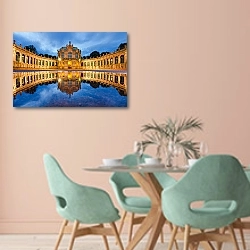 «Германия. Дрезден. Дворец Цвингер» в интерьере современной столовой в пастельных тонах