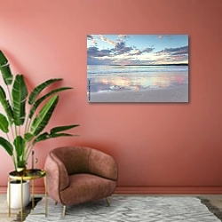 «Рассвет в пастельных тонах на берегу моря, Южный Уэльс, Австралия» в интерьере современной гостиной в розовых тонах