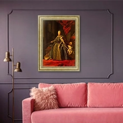 «Портрет Екатерины II 12» в интерьере гостиной с розовым диваном