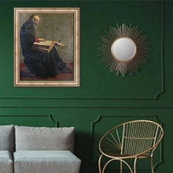 «Читающий святой Павл» в интерьере классической гостиной с зеленой стеной над диваном