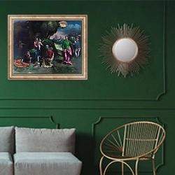 «Поклонение королей 5» в интерьере классической гостиной с зеленой стеной над диваном