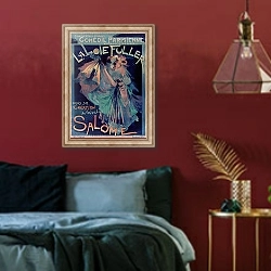 «Comedie Parisienne, La Loïe Fuller Dans Sa Création Nouvelle, Salomé» в интерьере спальни с акцентной стеной