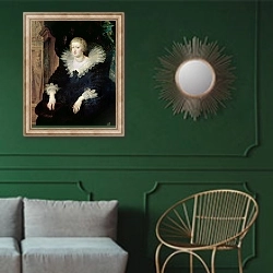 «Portrait of Anne of Austria c.1622» в интерьере классической гостиной с зеленой стеной над диваном