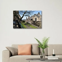 «Эдинбург, Шотландия. Эдинбургский замок» в интерьере современной светлой гостиной над диваном