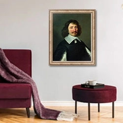 «Portrait of Vincent Voiture c.1643-44» в интерьере гостиной в бордовых тонах