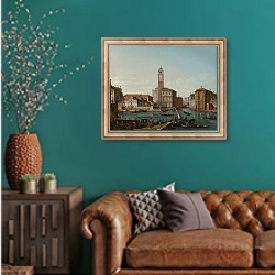 «Venice with the Grand Canal, S. Geremia and the entrance to the Cannaregio» в интерьере гостиной с зеленой стеной над диваном