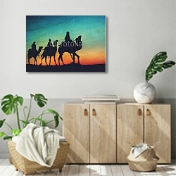 «Силуэты верблюдов на фонезвездного неба» в интерьере современной комнаты над комодом