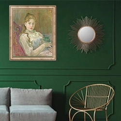 «Jeune fille au chat» в интерьере классической гостиной с зеленой стеной над диваном