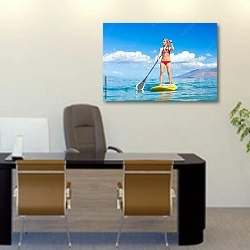 «Серфинг на доске с веслом, Гавайи» в интерьере офиса над столом начальника