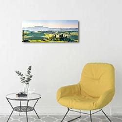 «Прекрасный весенний пейзаж в Тоскане, Италия» в интерьере светлой комнаты с желтым креслом