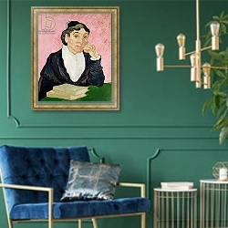 «The woman from Arles» в интерьере в классическом стиле с зеленой стеной