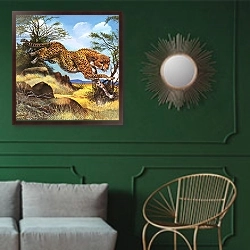 «Cheetah running» в интерьере классической гостиной с зеленой стеной над диваном