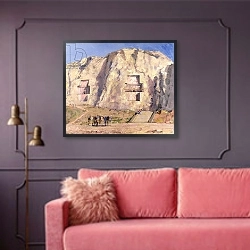 «The Tombs of Darius and Artaxeres» в интерьере гостиной с розовым диваном