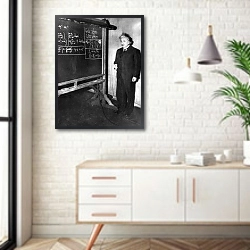 «История в черно-белых фото 1157» в интерьере комнаты в скандинавском стиле над тумбой