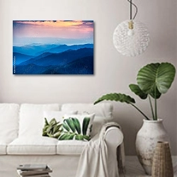 «Закат в голубых горах» в интерьере светлой гостиной в скандинавском стиле над диваном