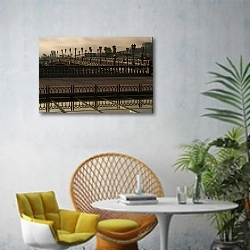 «Москва. Патириарший мост» в интерьере современной гостиной с желтым креслом
