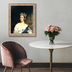 «Portrait of Queen Victoria» в интерьере в классическом стиле над креслом