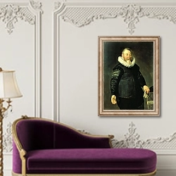 «Портрет мужчины 3» в интерьере в классическом стиле над банкеткой