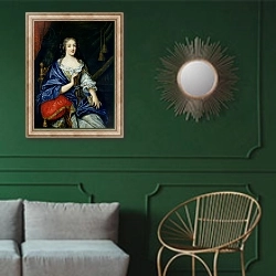 «Portrait of Francoise-Louise de la Baume le Blanc Duchesse de Vaujour» в интерьере классической гостиной с зеленой стеной над диваном