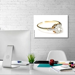 «Золотое кольцо с бриллиантами» в интерьере светлого офиса с кирпичными стенами