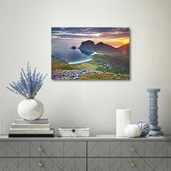 «Вид на залив, Лофотенские острова, Норвегия» в интерьере современной гостиной с голубыми деталями