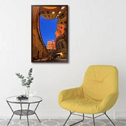 «Москва. Россия. Двор-колодец» в интерьере комнаты в скандинавском стиле с желтым креслом
