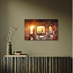 «Йога в храме Хампи» в интерьере в этническом стиле в коричневых цветах