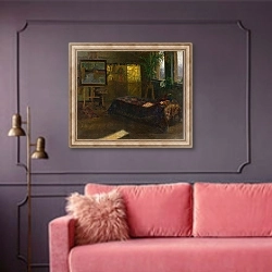 «Mein Maleratelier in Abbazia» в интерьере гостиной с розовым диваном
